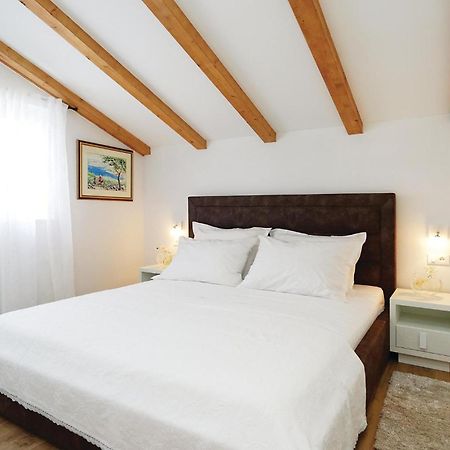Lovely Home In Sibenik With Wifi Luaran gambar