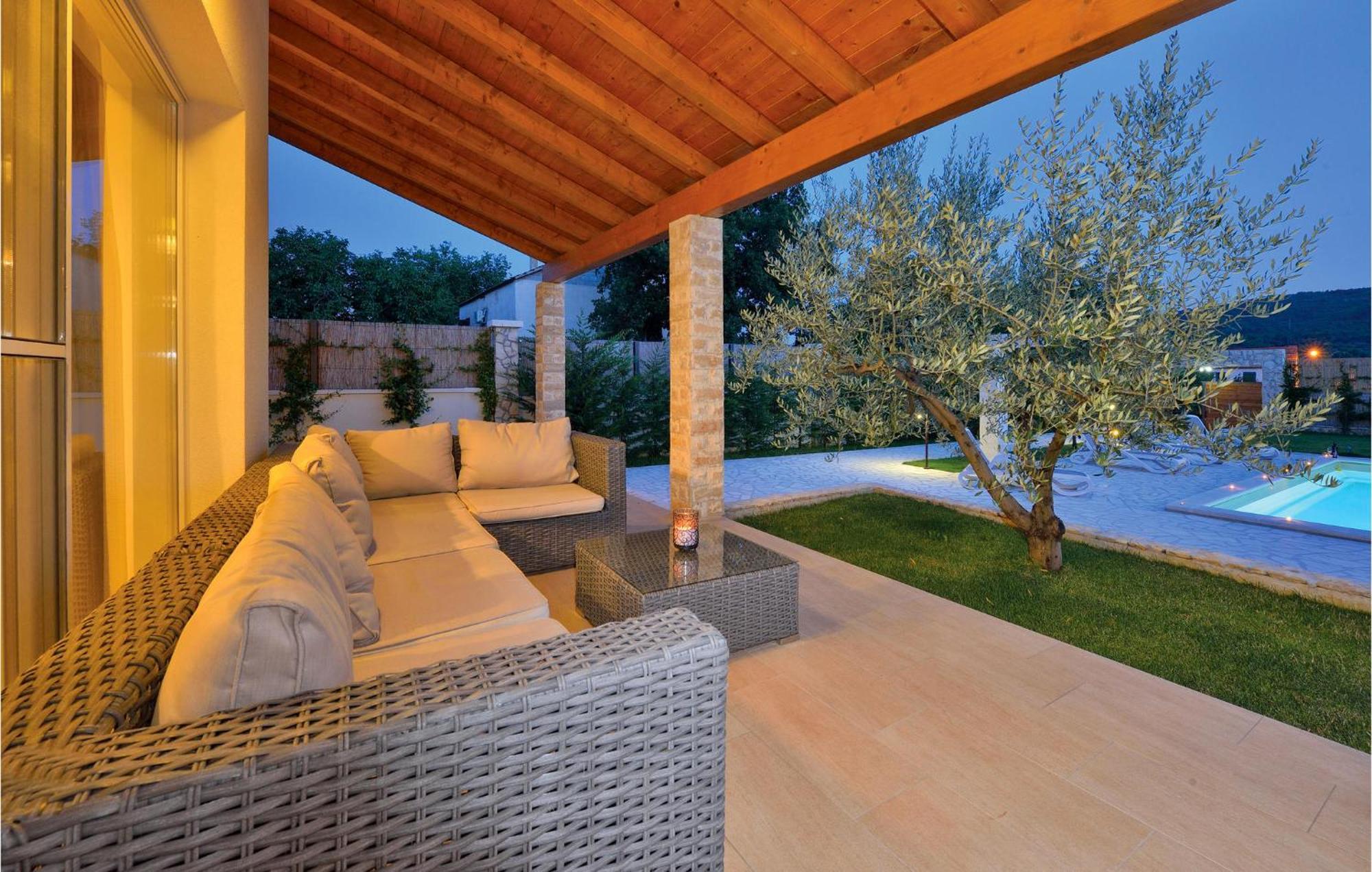 Lovely Home In Sibenik With Wifi Luaran gambar