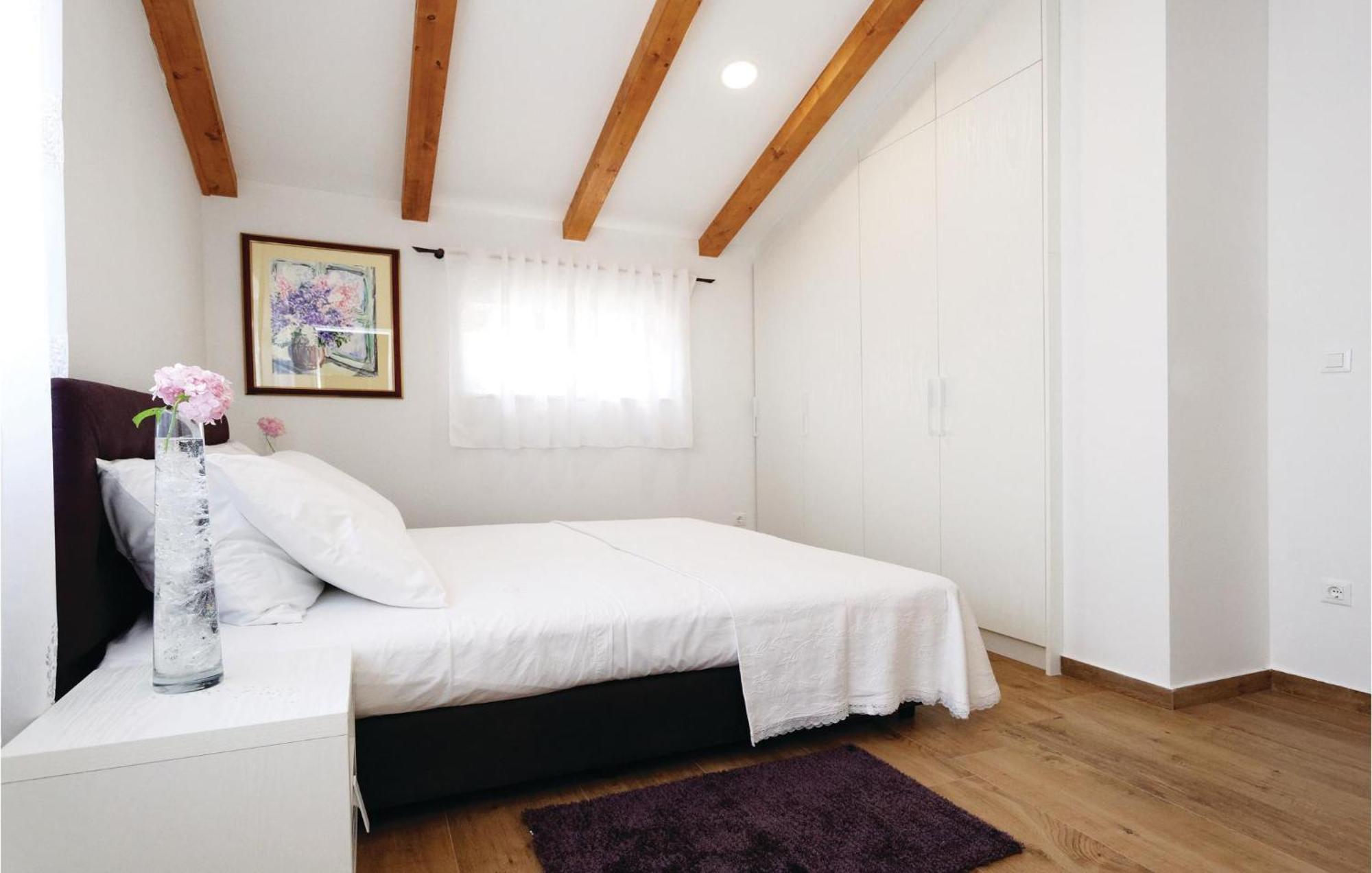 Lovely Home In Sibenik With Wifi Luaran gambar