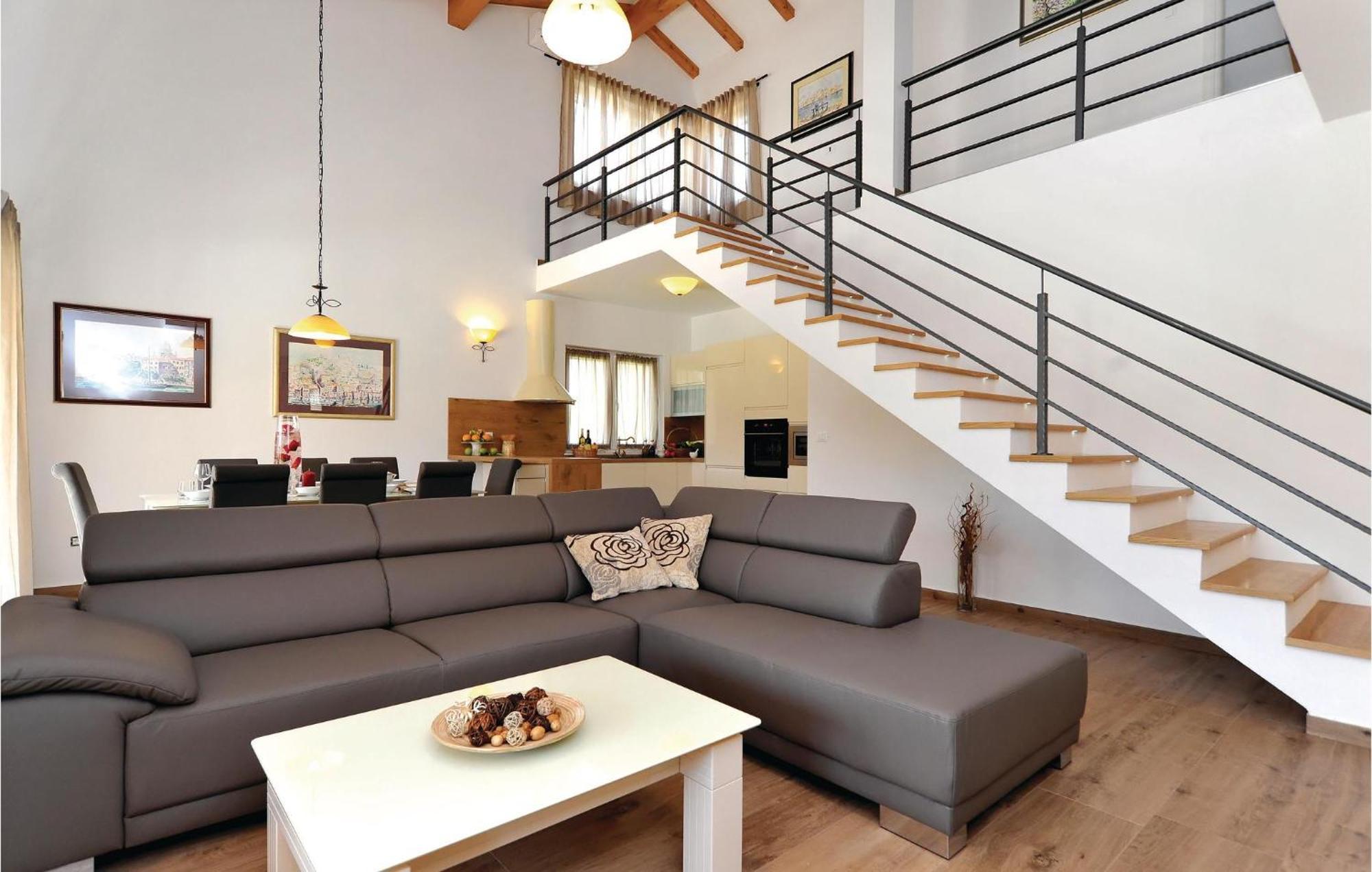 Lovely Home In Sibenik With Wifi Luaran gambar