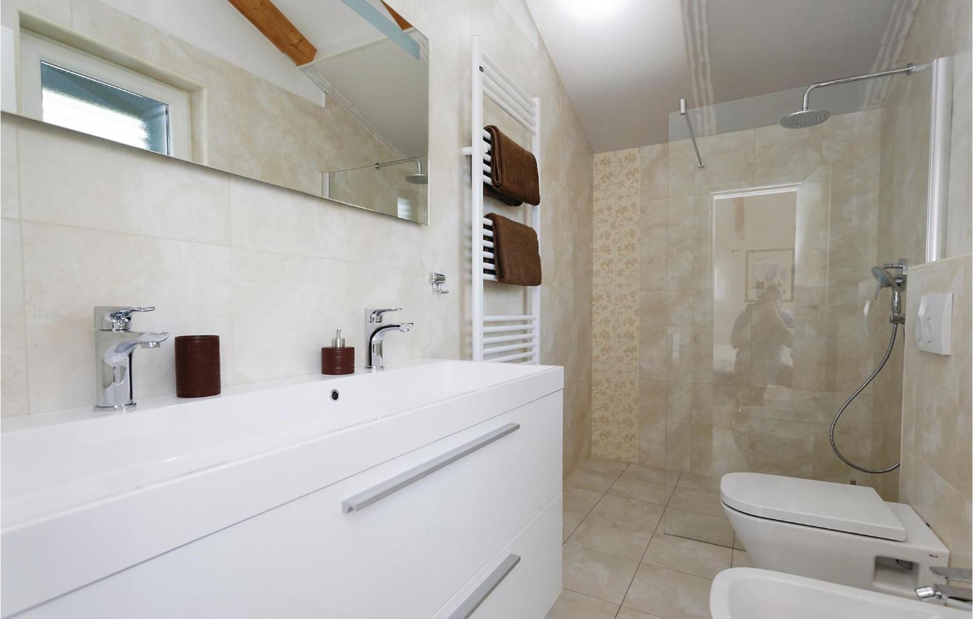 Lovely Home In Sibenik With Wifi Luaran gambar